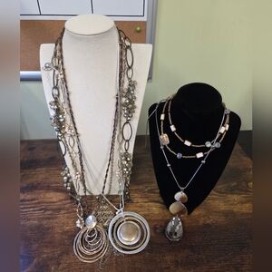 BOGO💖Neutral Tone Necklace Lot of 7